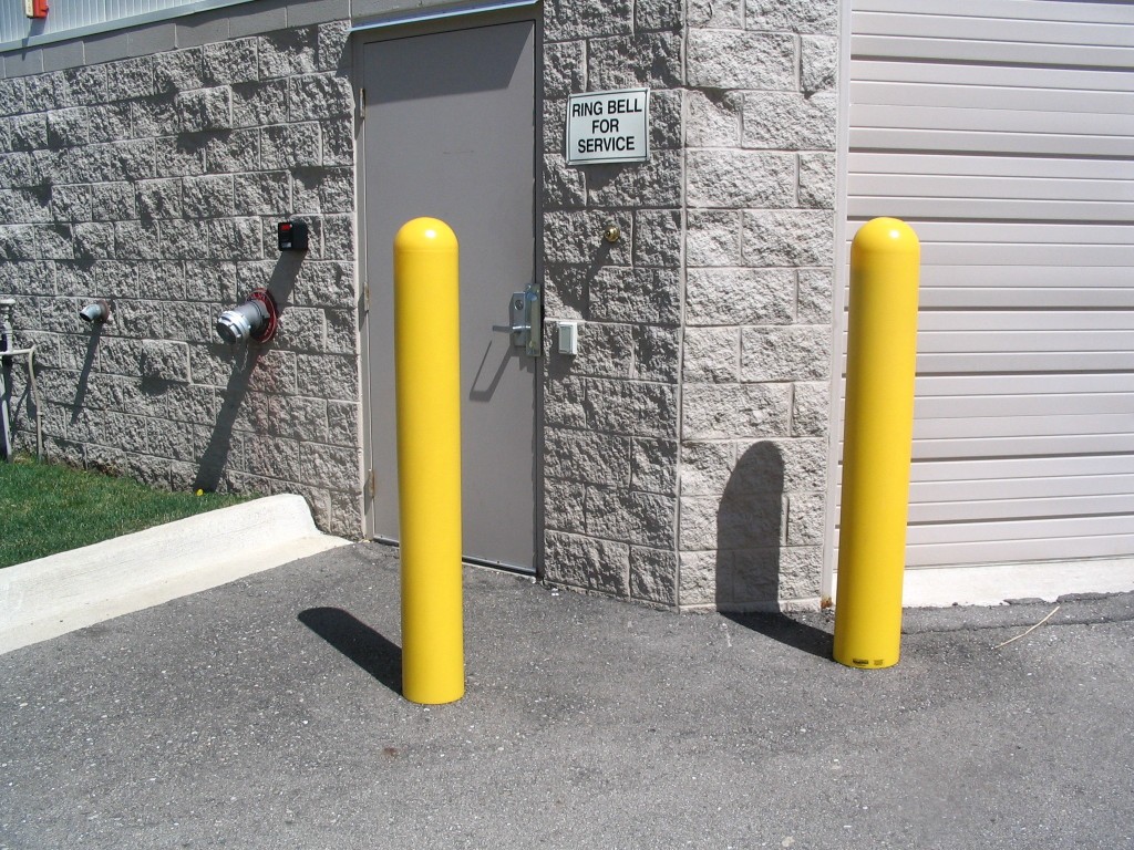 Choosing the Right Parking Bollard: A Comprehensive Buyer’s Guide